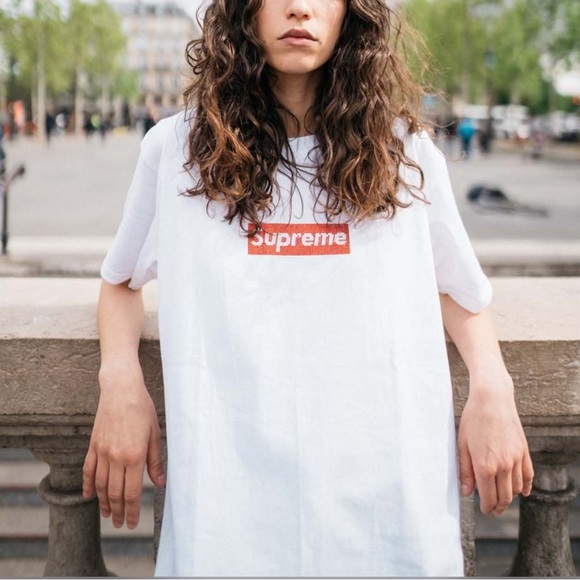 Supreme's Swarovski Box Logo Collection - Picture 3 of 4